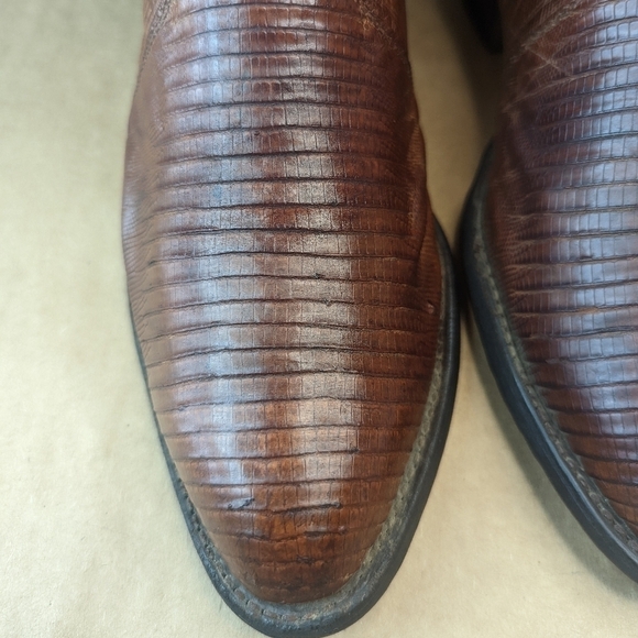 Tony Lama boots men's size 9.5EE. Exotic Genuine Brown Teju Lizard leather class - Picture 4 of 12